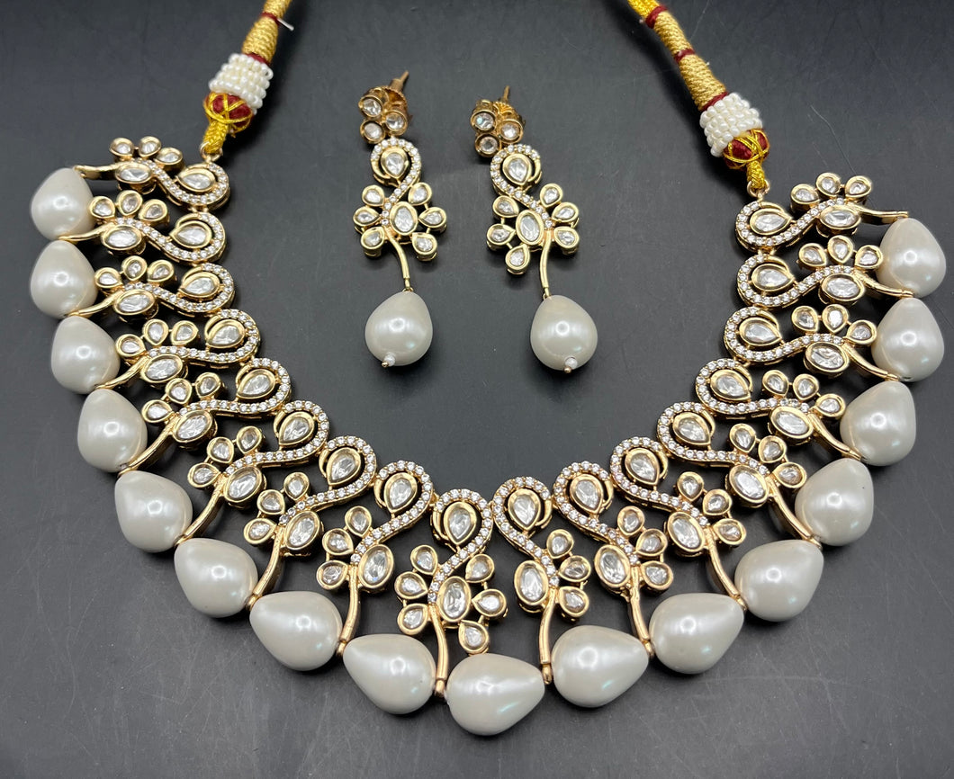 Kundan necklace