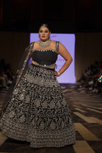 Load image into Gallery viewer, Andrea Kundan Choker

