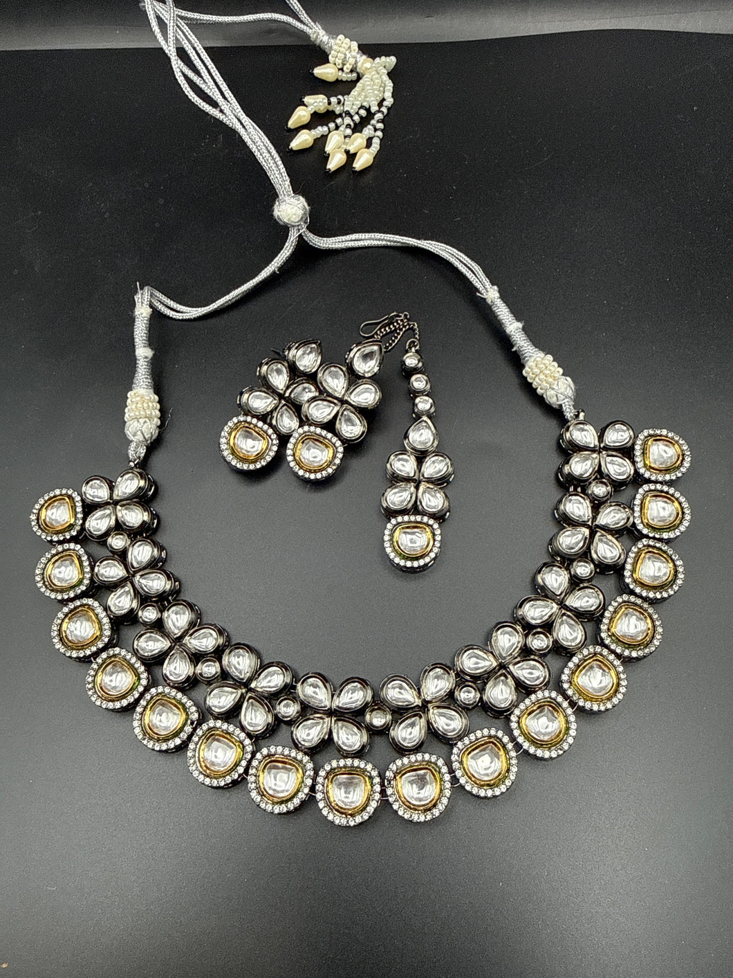 Kundan necklace