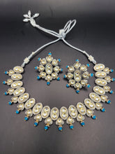 Load image into Gallery viewer, Unique neckline necklace with big stud
